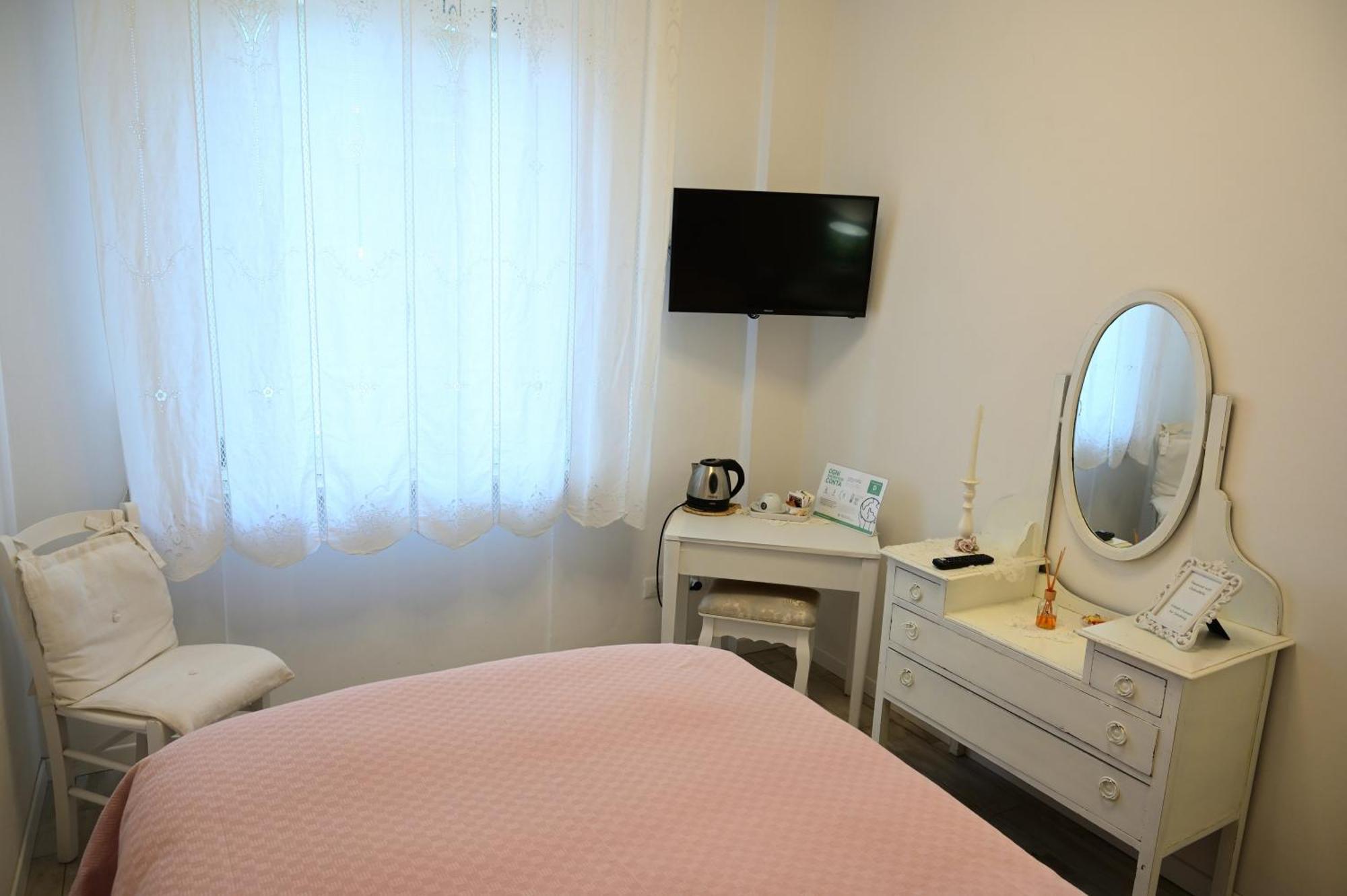 Bed and Breakfast La Garampa Чезена Экстерьер фото